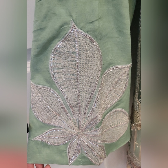 Baroque Pakistani outfit - Picture 4 of 14